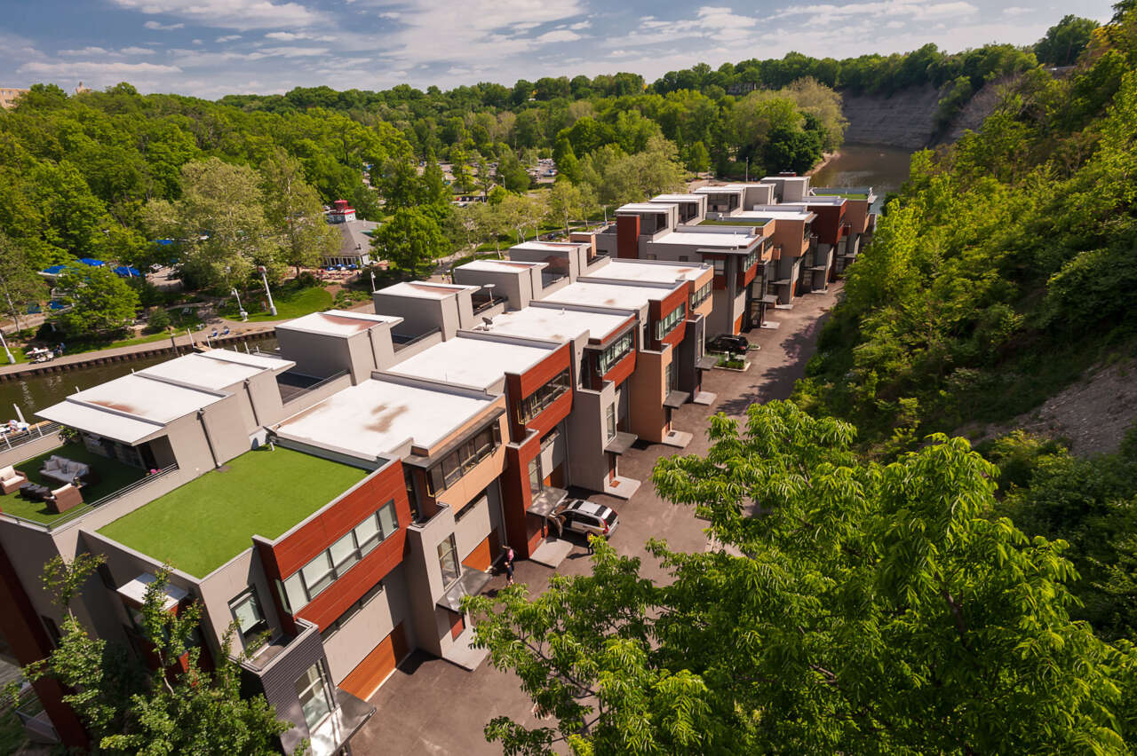 11 River Townhomes Dimit Architects